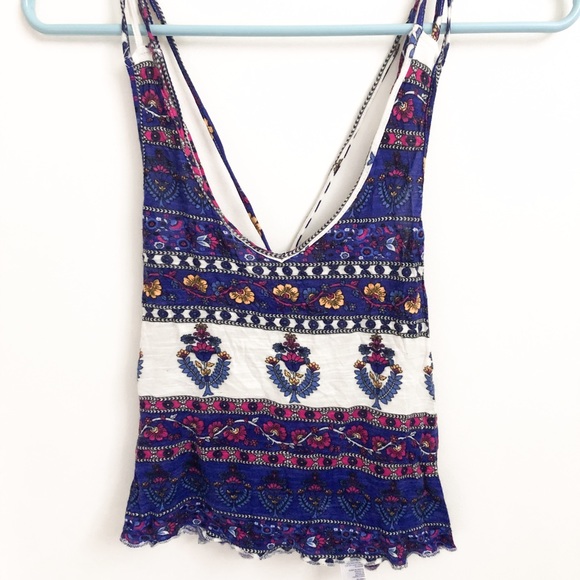 Loose patterned top - Picture 1 of 2